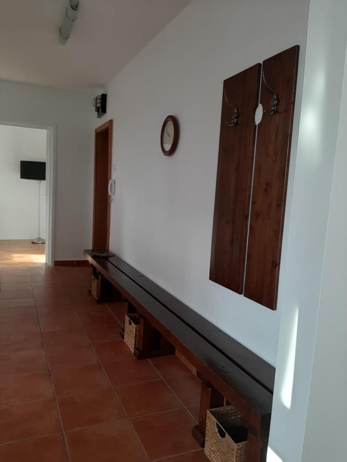 Hyggelig Apartment Oradea Bagian luar foto