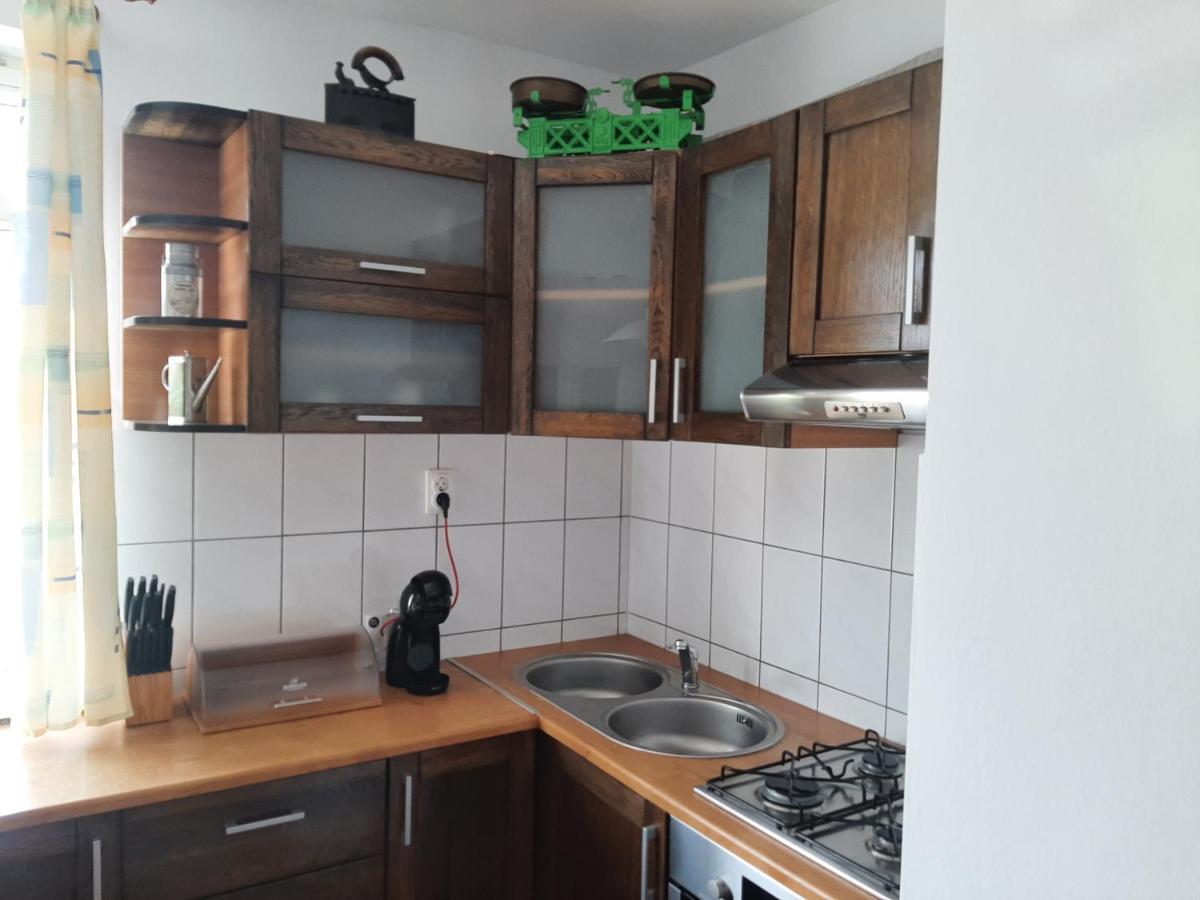 Hyggelig Apartment Oradea Bagian luar foto