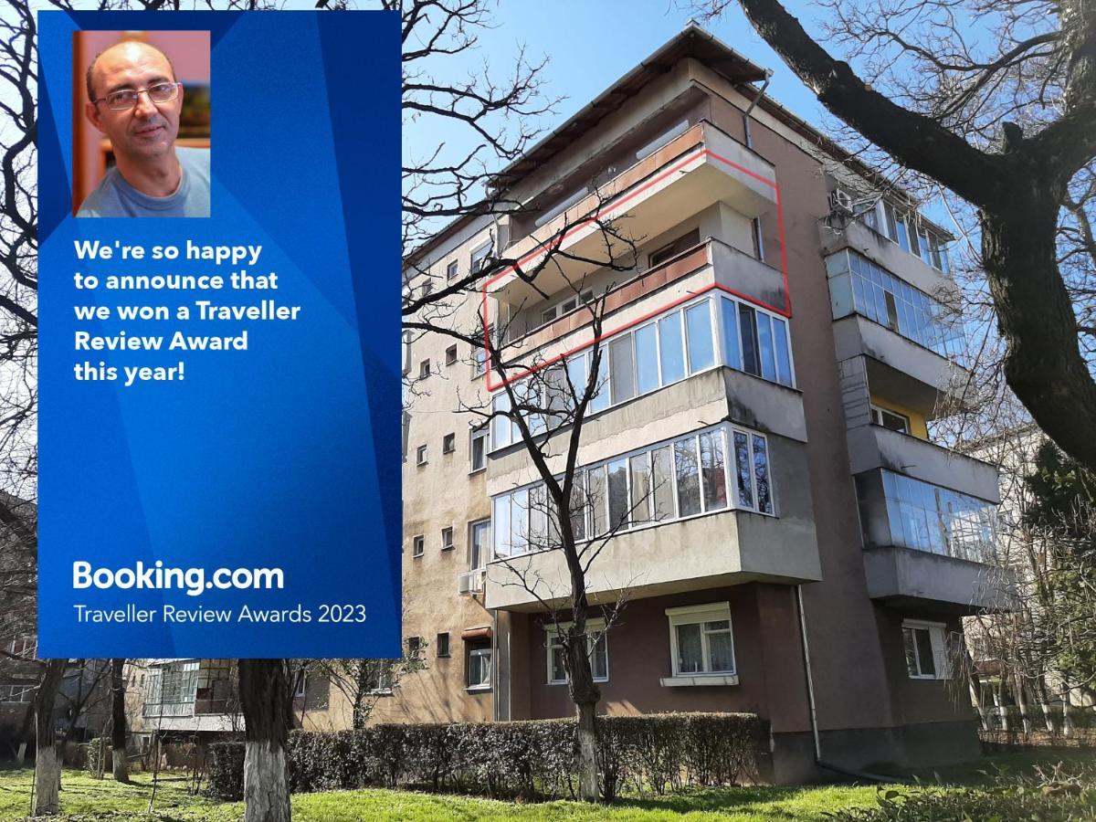 Hyggelig Apartment Oradea Bagian luar foto